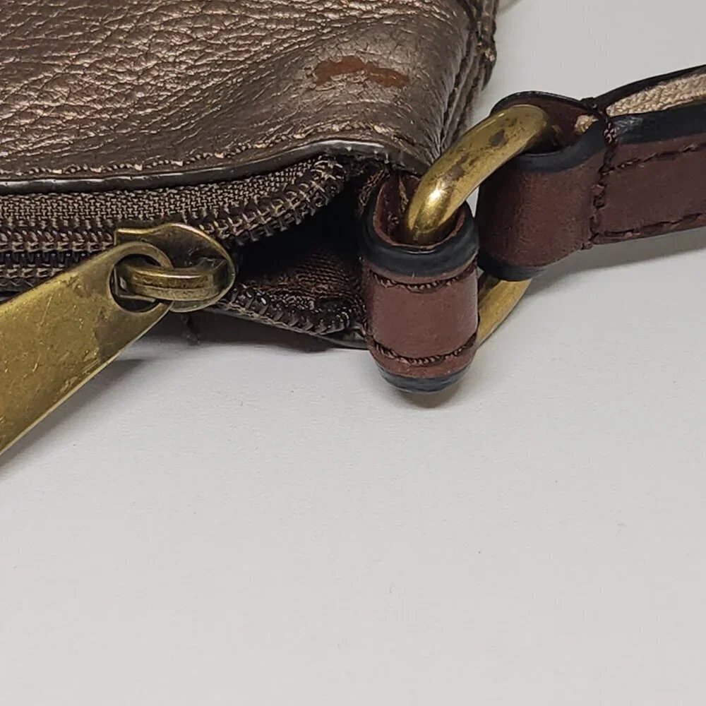 Fossil Vintage Explorer Gunmetal Color Leather Crossbody Bag Purse